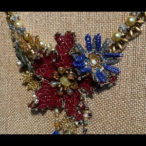 Romantic Victorian style necklace.